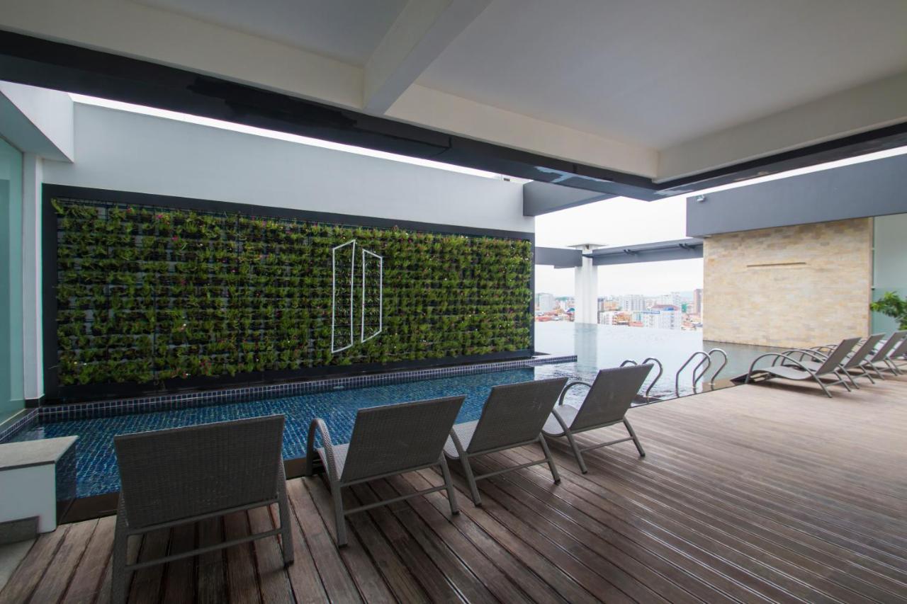 Naki Suites @ Silvertown Πνομ Πενχ Εξωτερικό φωτογραφία
