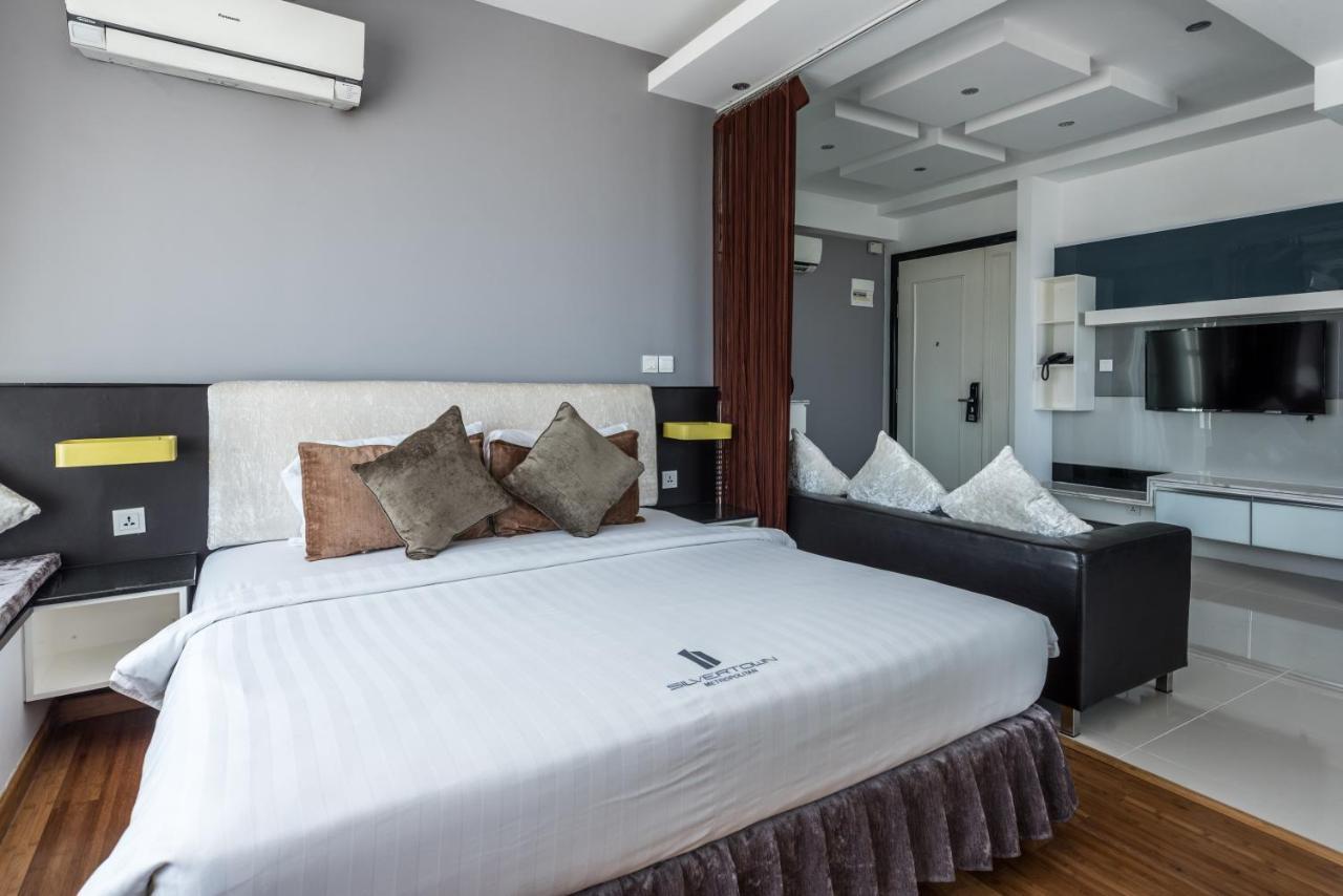 Naki Suites @ Silvertown Πνομ Πενχ Εξωτερικό φωτογραφία