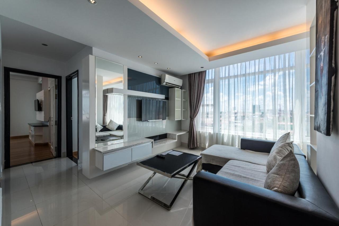 Naki Suites @ Silvertown Πνομ Πενχ Εξωτερικό φωτογραφία