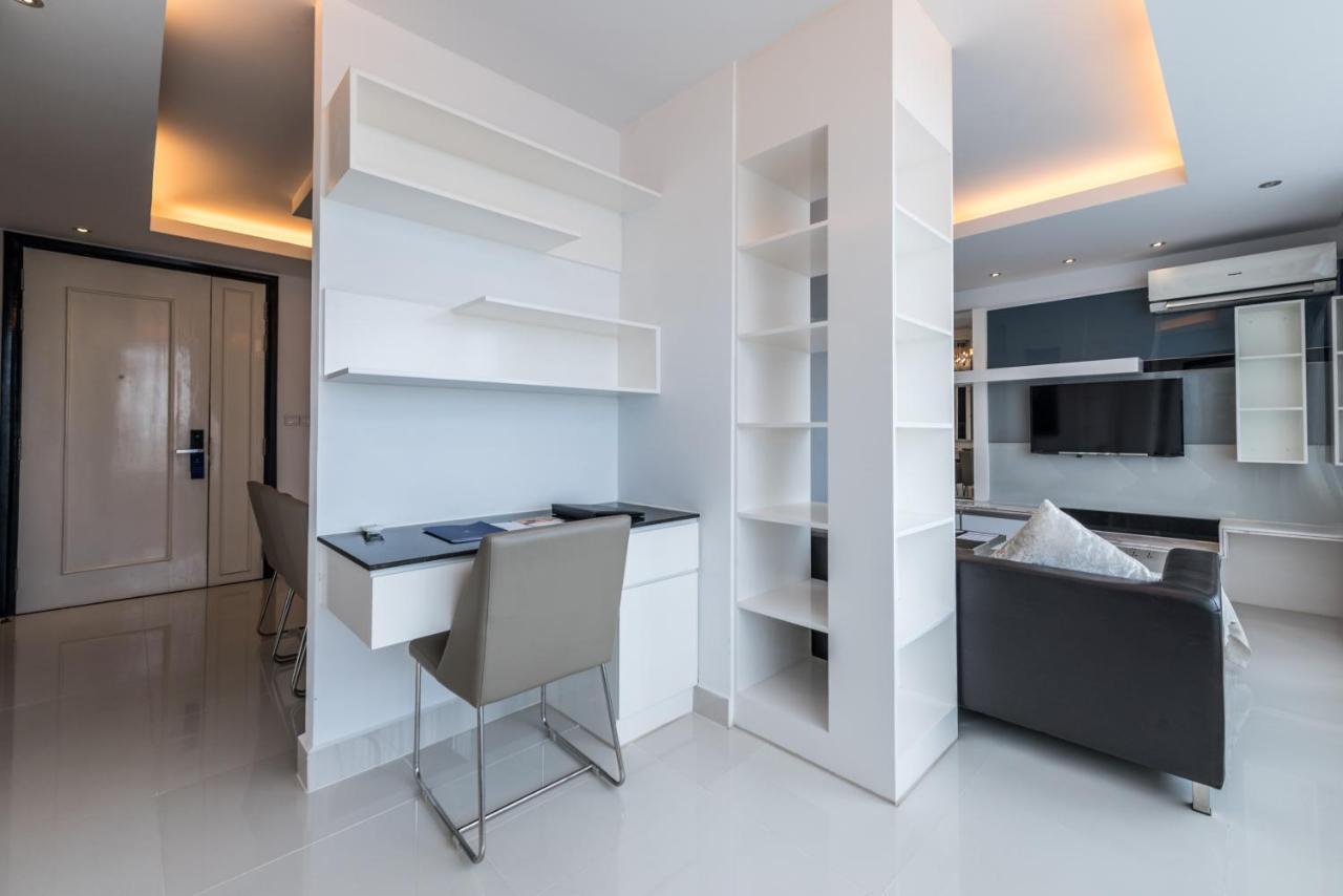 Naki Suites @ Silvertown Πνομ Πενχ Εξωτερικό φωτογραφία