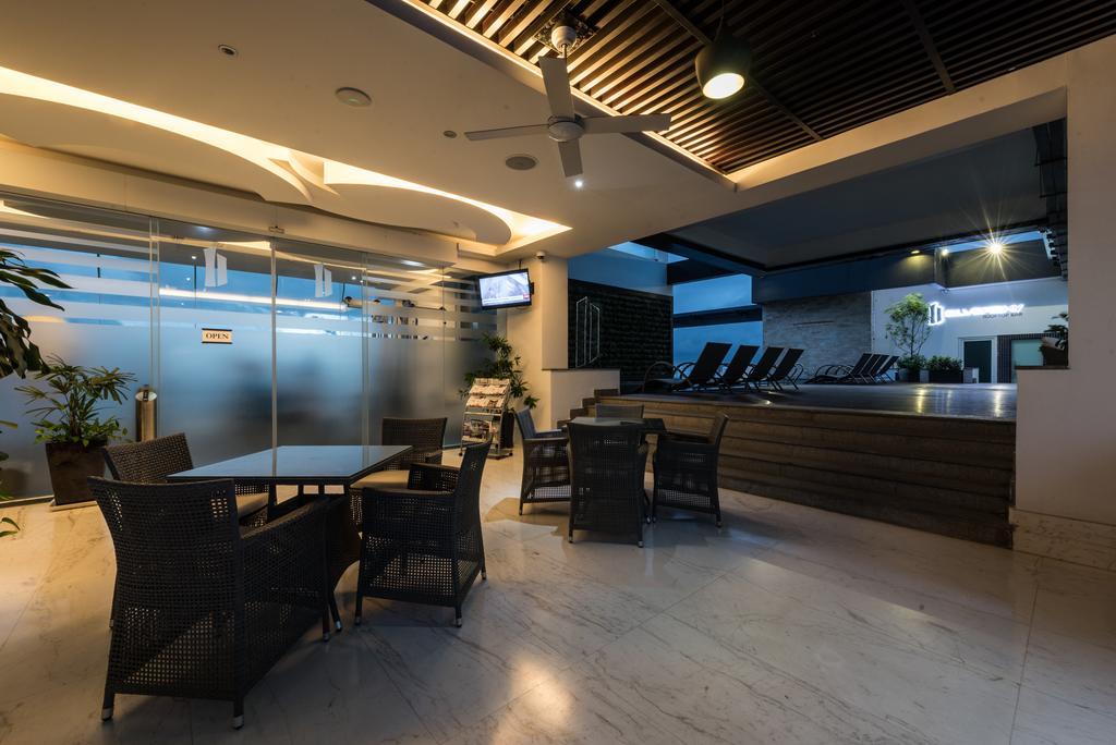 Naki Suites @ Silvertown Πνομ Πενχ Εξωτερικό φωτογραφία